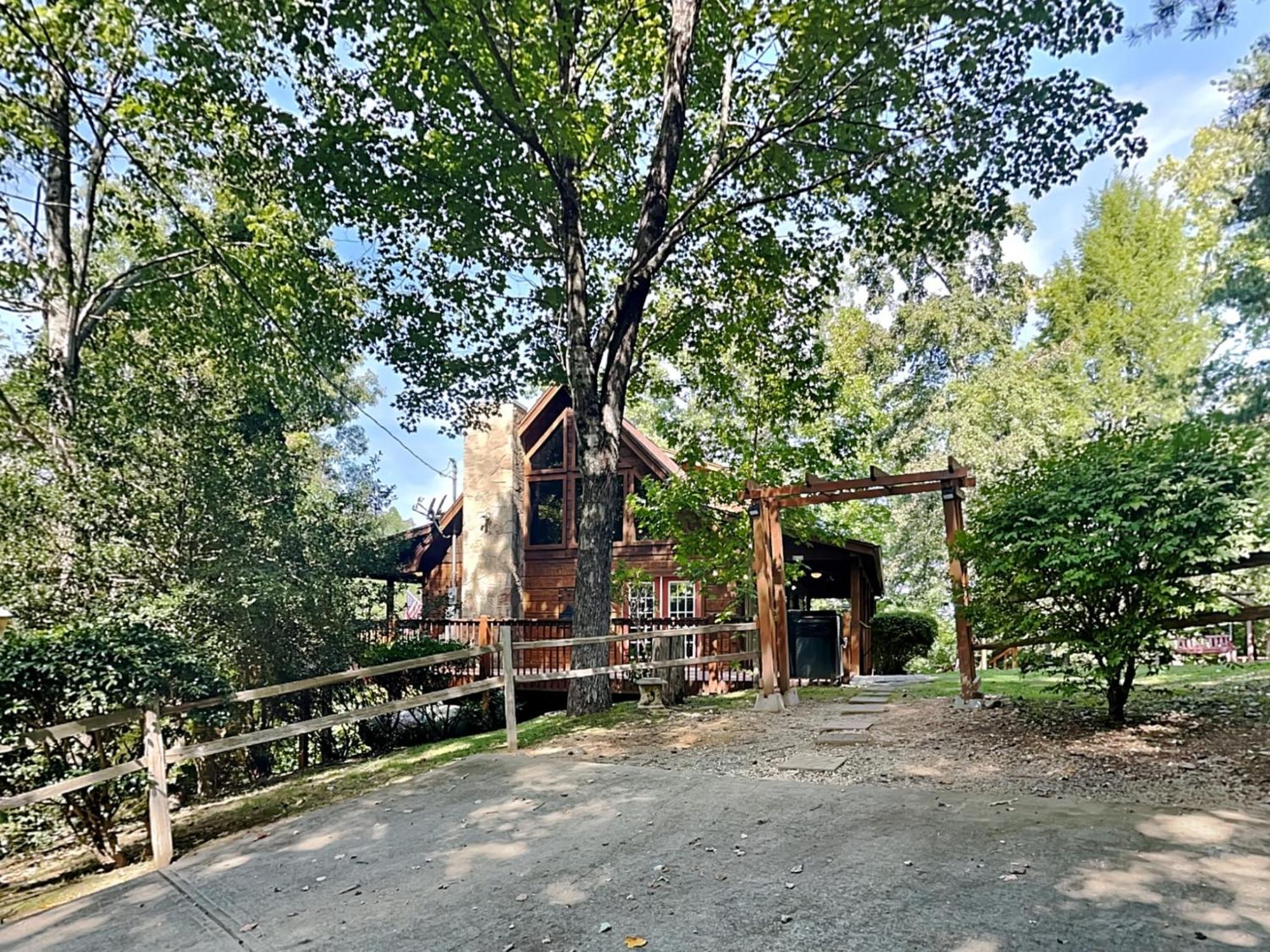 Lazy Cub Lodge Pigeon Forge Exterior foto